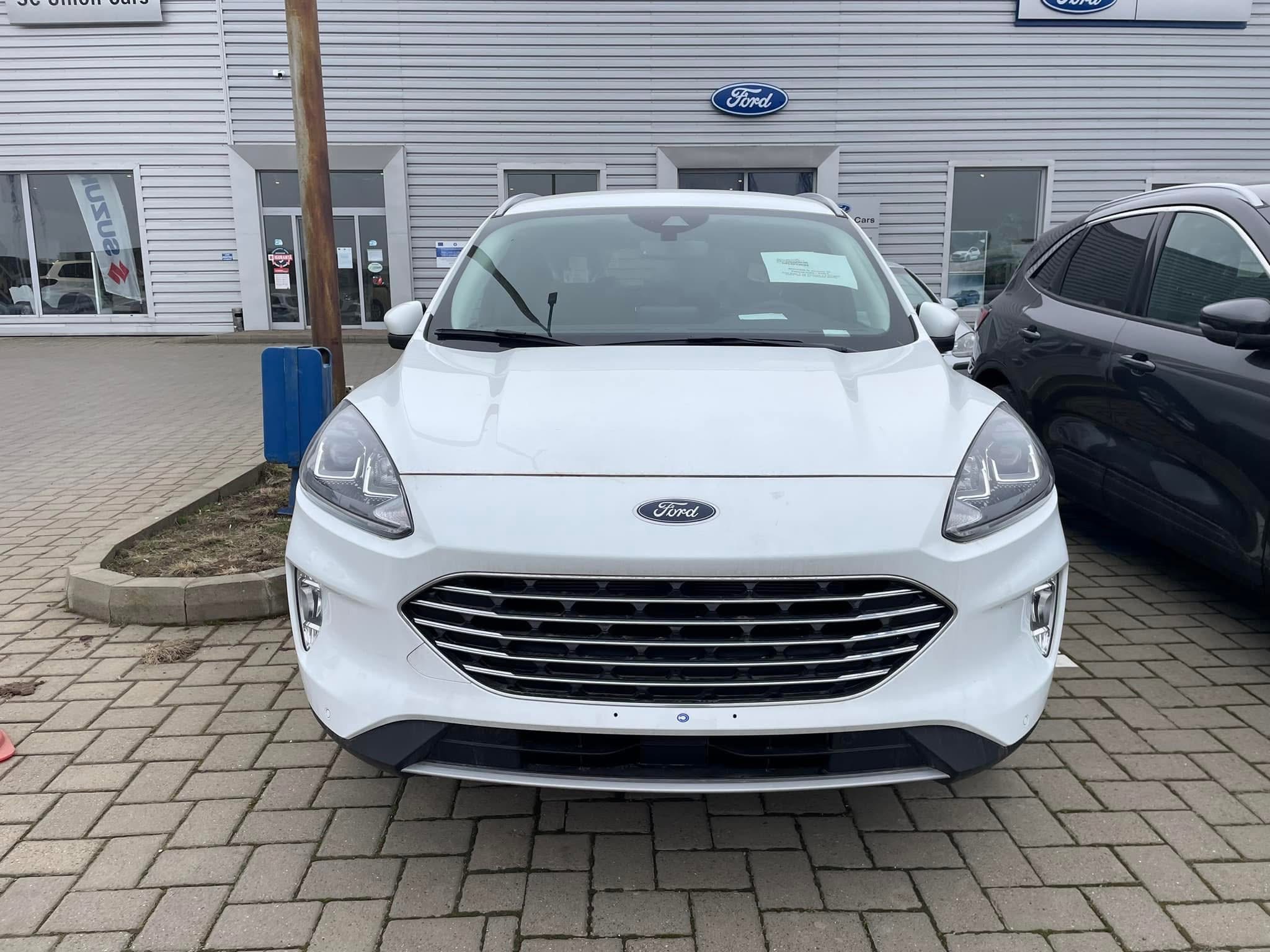 FORD KUGA TITANIUM 2.5 FULL HYBRID 190 CP AUTOMATĂ – 2024 | GARANȚIE FORD PÂNĂ ÎN 2029
